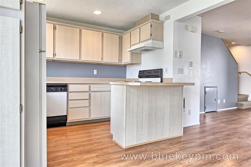 2 Bed, 1.5 Baths Condo in Kevanna Park in VANCOUVER, WA 98682