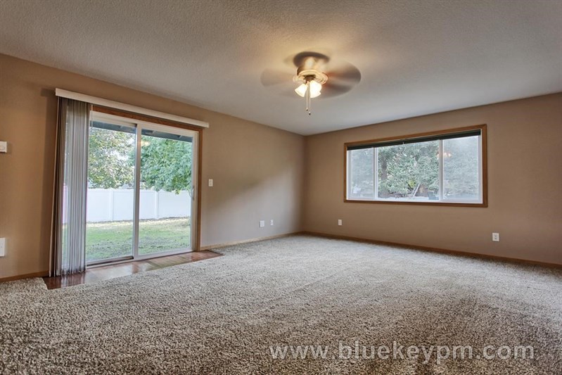 3 Bed and 1.5 Bath Near Heritage High School in Orchards in VANCOUVER