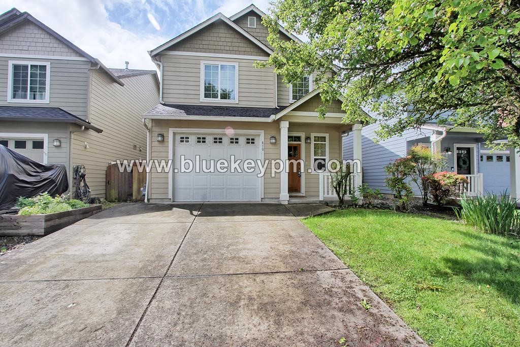 3 Bed, 2.5 Bath Pet Friendly Home in Salmon Creek in VANCOUVER, WA 98685